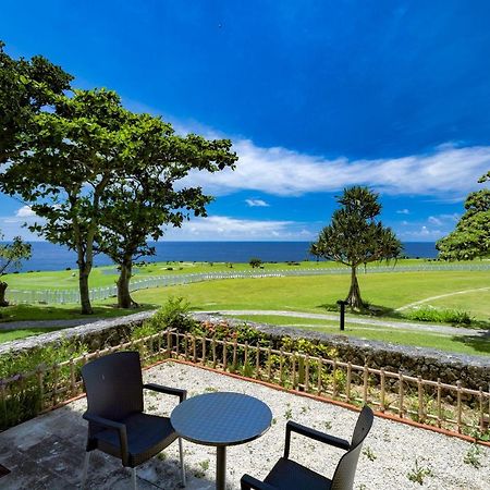 The Southern Links Resort Hotel Yaese Esterno foto