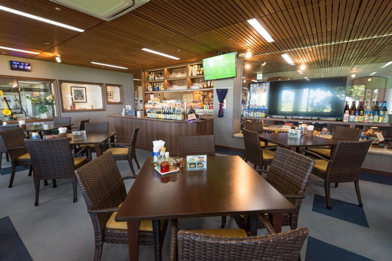 The Southern Links Resort Hotel Yaese Esterno foto
