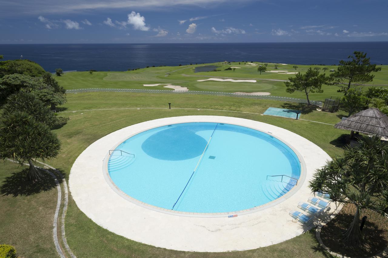 The Southern Links Resort Hotel Yaese Esterno foto