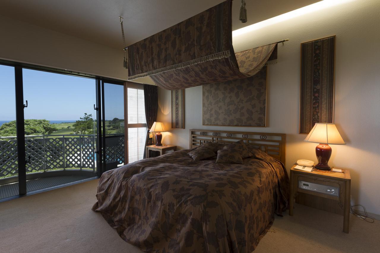 The Southern Links Resort Hotel Yaese Esterno foto