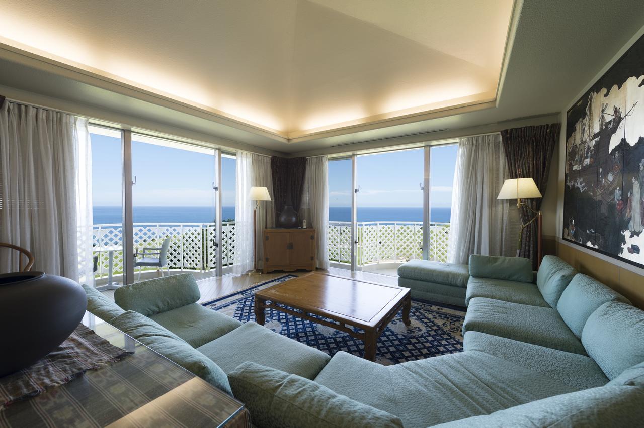 The Southern Links Resort Hotel Yaese Esterno foto